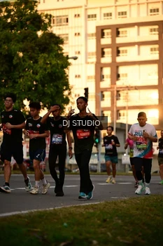 Runner Photo 4128043