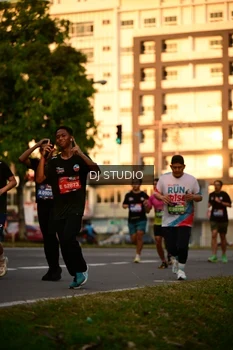 Runner Photo 4128047