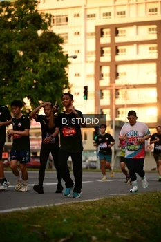 Runner Photo 4128055