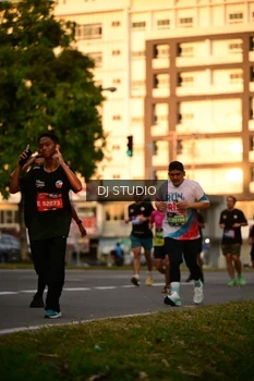 Runner Photo 4128061