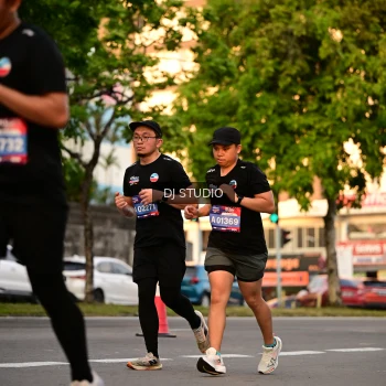 Runner Photo 4128071