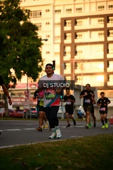 Runner Photo 4128073