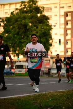 Runner Photo 4128083