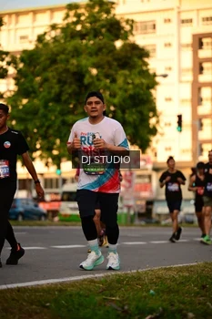 Runner Photo 4128087