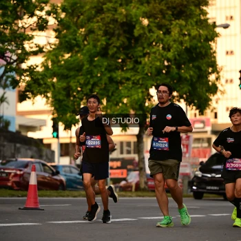 Runner Photo 4128111
