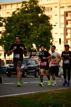 Runner Photo 4128124