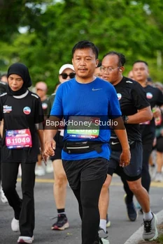 Runner Photo 4128125