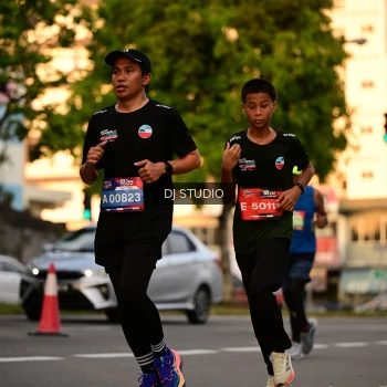 Runner Photo 4128159