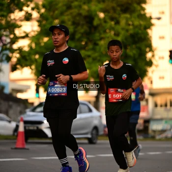 Runner Photo 4128164