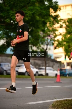 Runner Photo 4128212