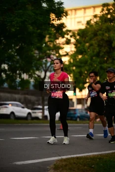 Runner Photo 4128219