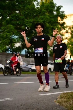 Runner Photo 4128325