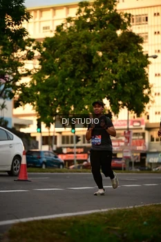 Runner Photo 4128340