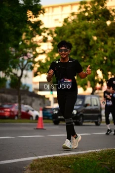 Runner Photo 4128370