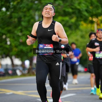Runner Photo 4128373