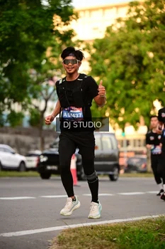 Runner Photo 4128378