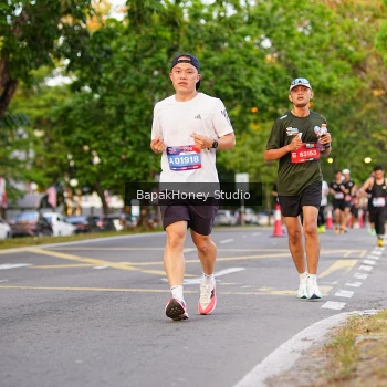 Runner Photo 4128397