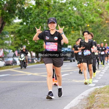Runner Photo 4128420
