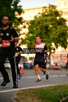 Runner Photo 4128421