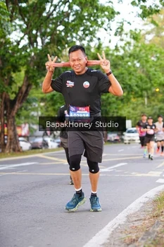 Runner Photo 4128427
