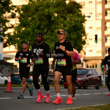 Runner Photo 4128445