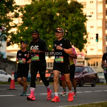 Runner Photo 4128448