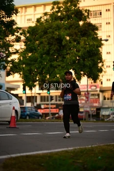 Runner Photo 4128459