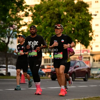Runner Photo 4128465