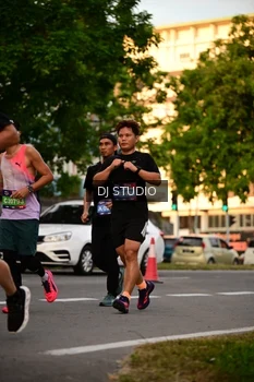 Runner Photo 4128496