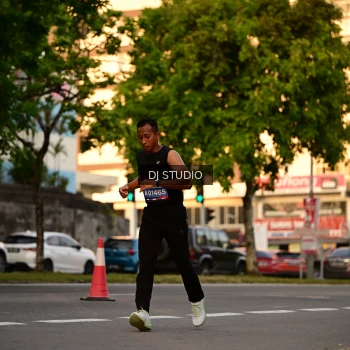 Runner Photo 4128514