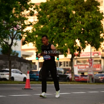 Runner Photo 4128516