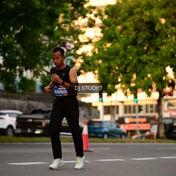Runner Photo 4128527