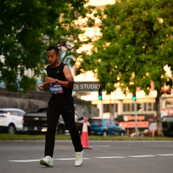 Runner Photo 4128529