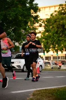 Runner Photo 4128535