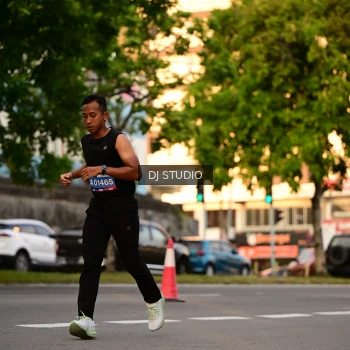 Runner Photo 4128536