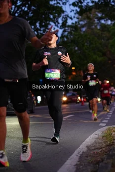 Runner Photo 4128552