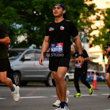 Runner Photo 4128580