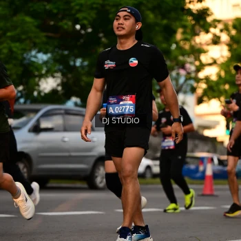 Runner Photo 4128588