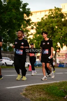 Runner Photo 4128604