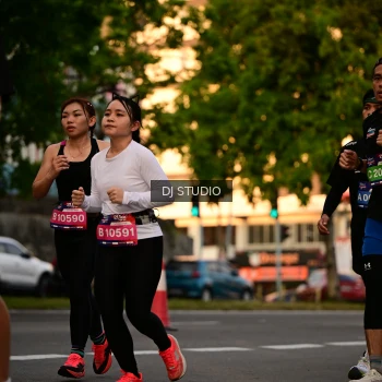 Runner Photo 4128640