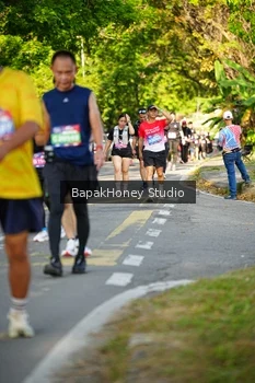 Runner Photo 4128673