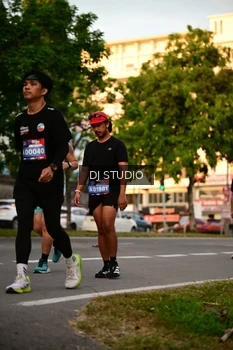 Runner Photo 4128675