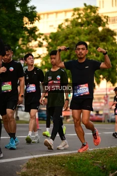 Runner Photo 4128743