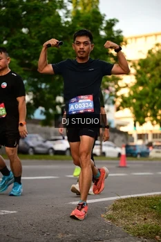 Runner Photo 4128754
