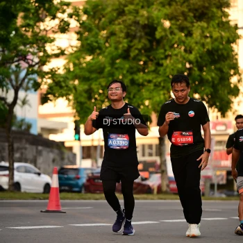 Runner Photo 4128798