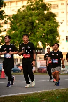 Runner Photo 4128800