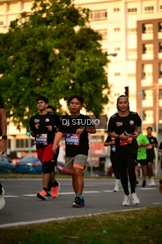 Runner Photo 4128813