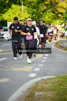 Runner Photo 4128819