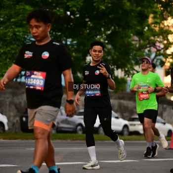 Runner Photo 4128867