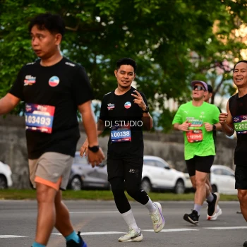 Runner Photo 4128875